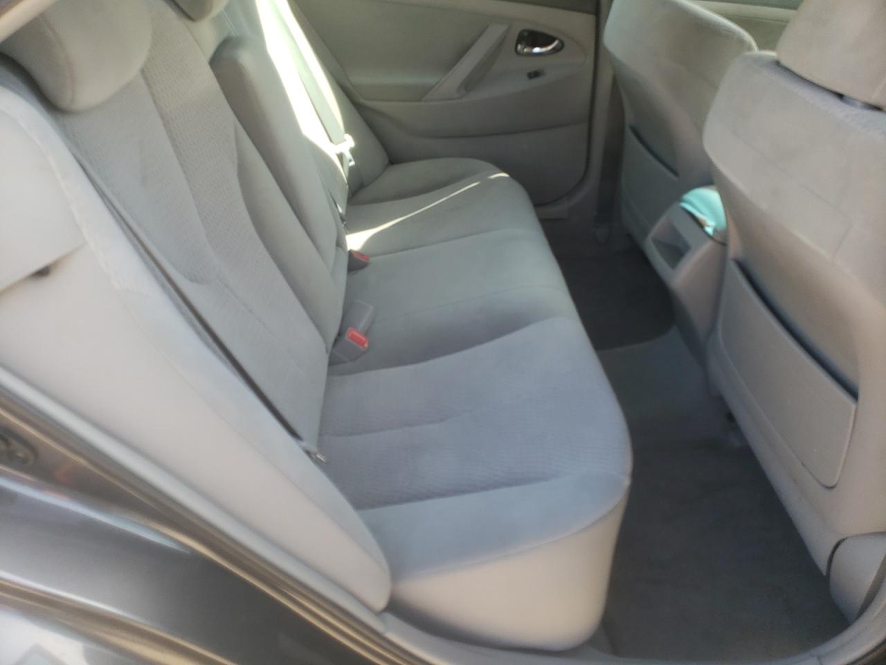 Photo 6 from auction – 2011 TOYOTA CAMRY BASE with VIN 4T1BF3EK1BU637280