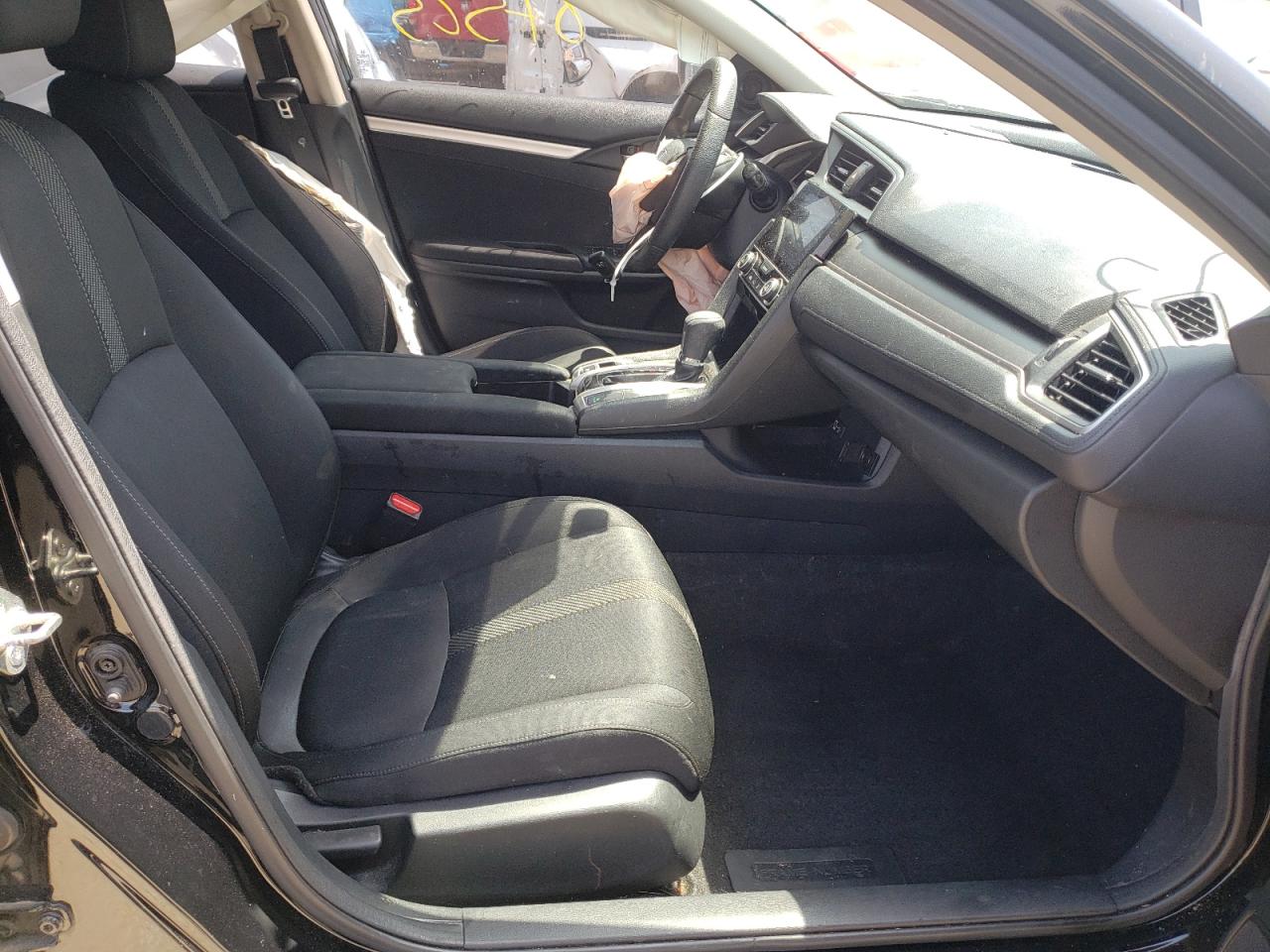 Photo 5 from auction – 2016 HONDA CIVIC EX with VIN 2HGFC2F77GH509088