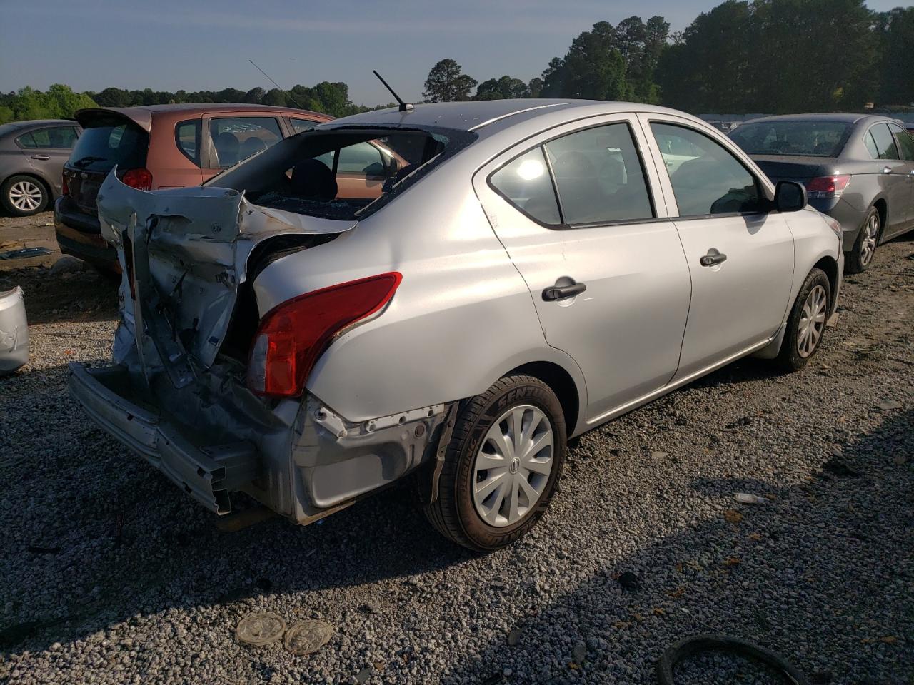 Photo 4 from auction – 2015 NISSAN VERSA S with VIN 3N1CN7AP1FL807645