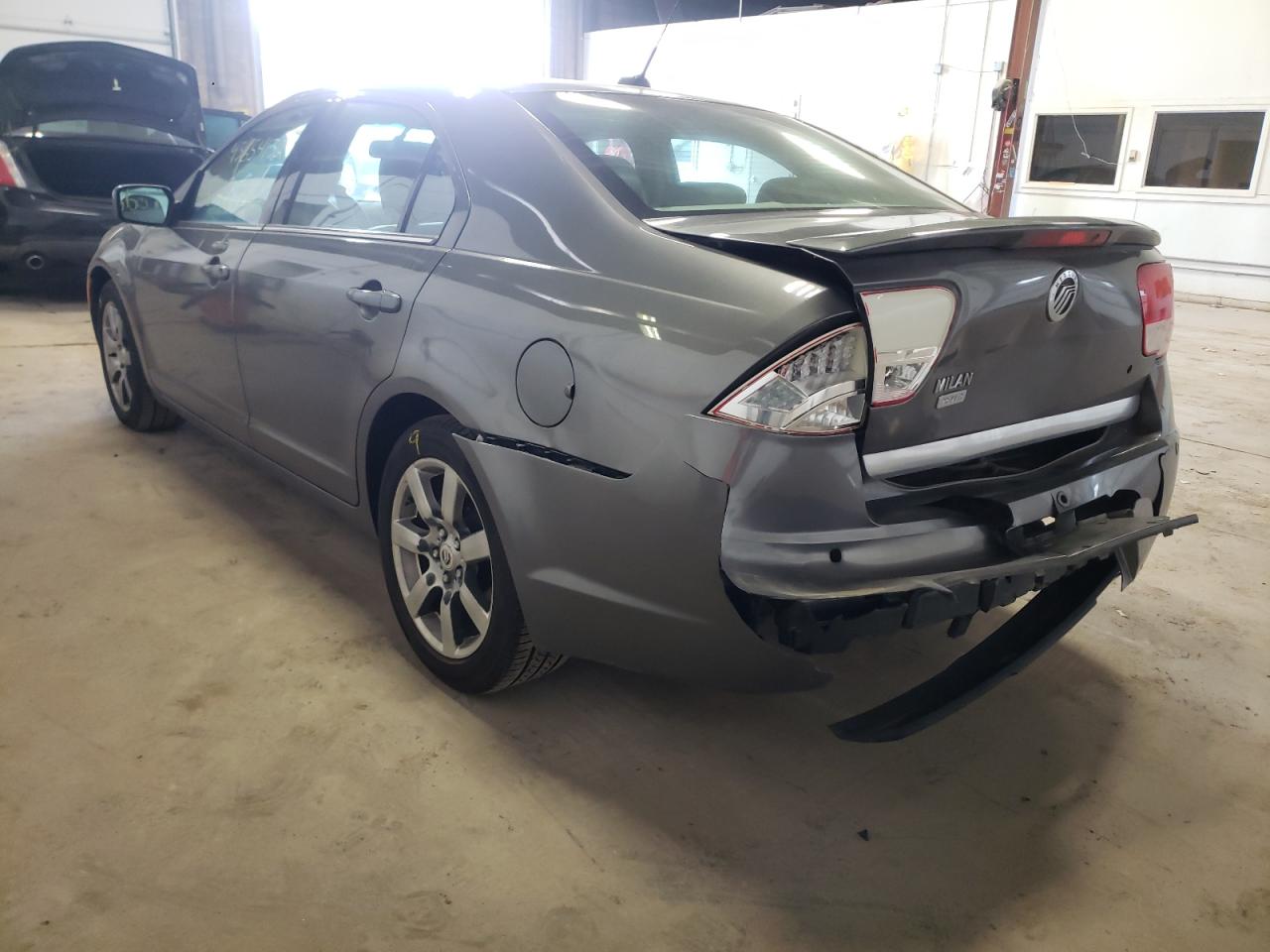Photo 3 from auction – 2010 MERCURY MILAN PREM with VIN 3MEHM0JA2AR663584