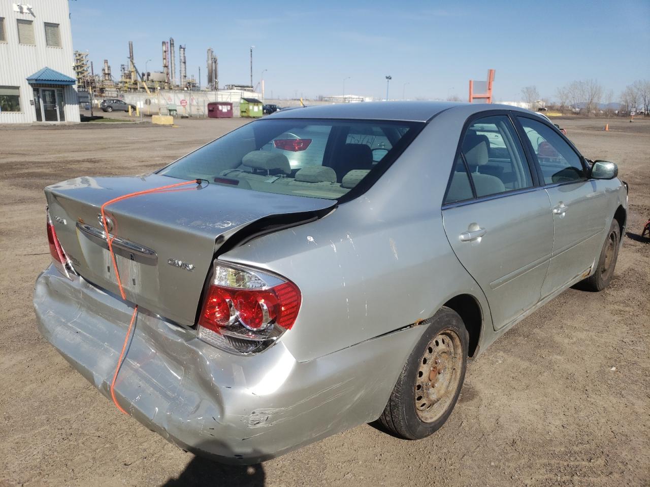 Photo 4 from auction – 2006 TOYOTA CAMRY LE with VIN JTDBE32K463042091