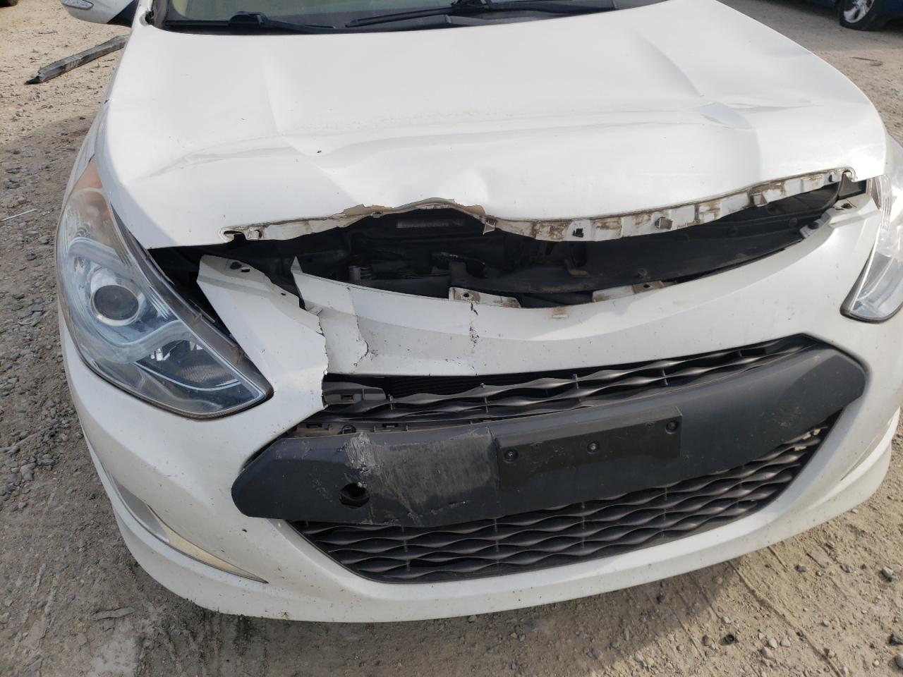 Photo 9 from auction – 2012 HYUNDAI SONATA HYB with VIN KMHEC4A43CA032828