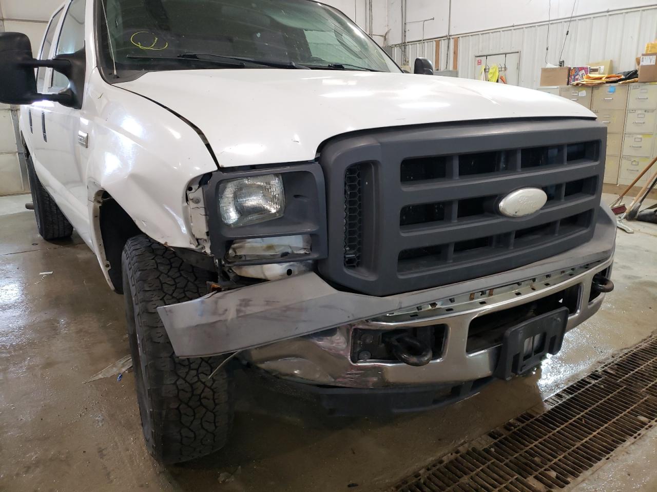 Photo 9 from auction – 2005 FORD F250 SUPER with VIN 1FTSW21595EC66737