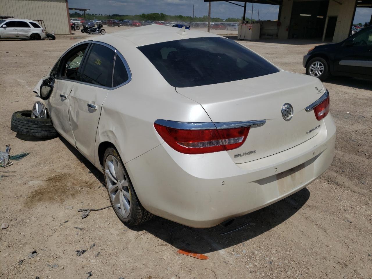Photo 13 from auction – 2014 BUICK VERANO with VIN 1G4PS5SK6E4241433