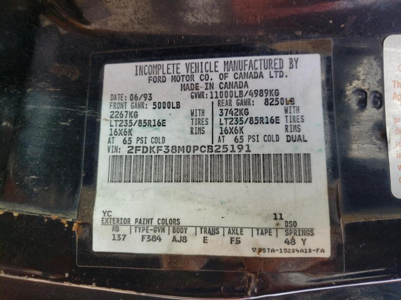 Photo 10 from auction – 1993 FORD F350 with VIN 2FDKF38M0PCB25191