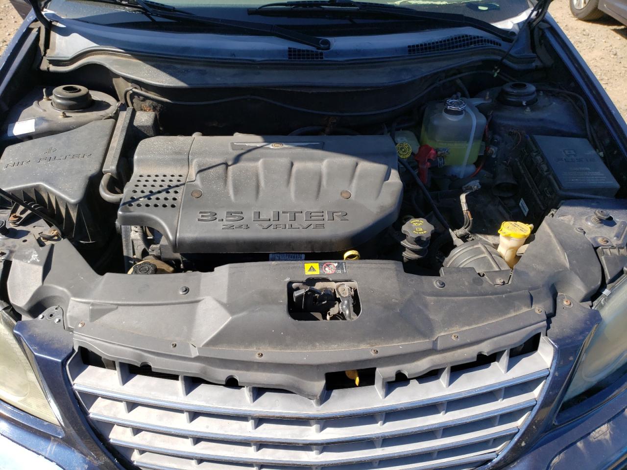 Photo 17 from auction – 2005 CHRYSLER PACIFICA T with VIN 2C8GF68425R657045