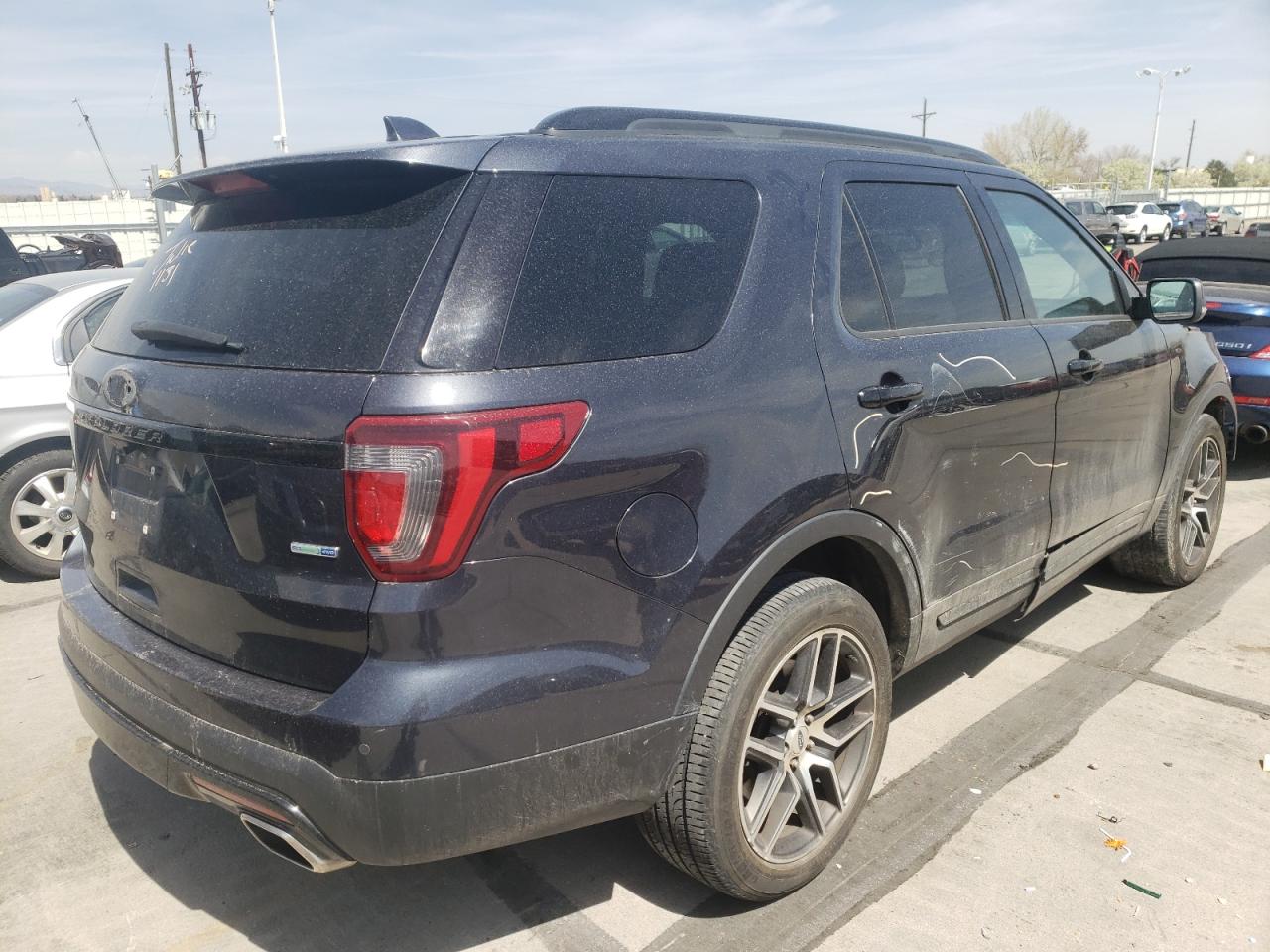 Photo 4 from auction – 2017 FORD EXPLORER S with VIN 1FM5K8GT3HGC87749
