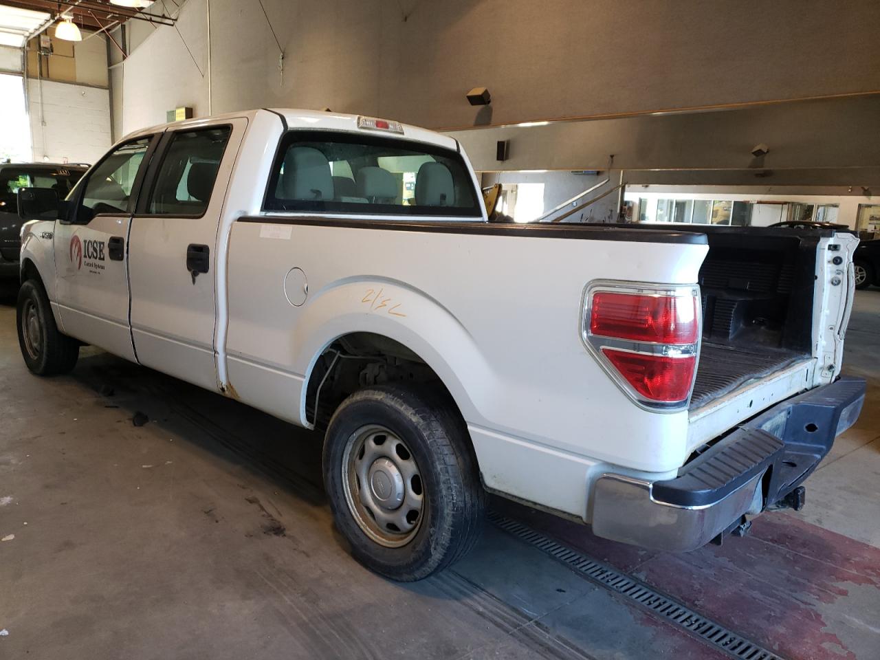 Photo 3 from auction – 2011 FORD F150 SUPER with VIN 1FTFW1CF1BFB81639