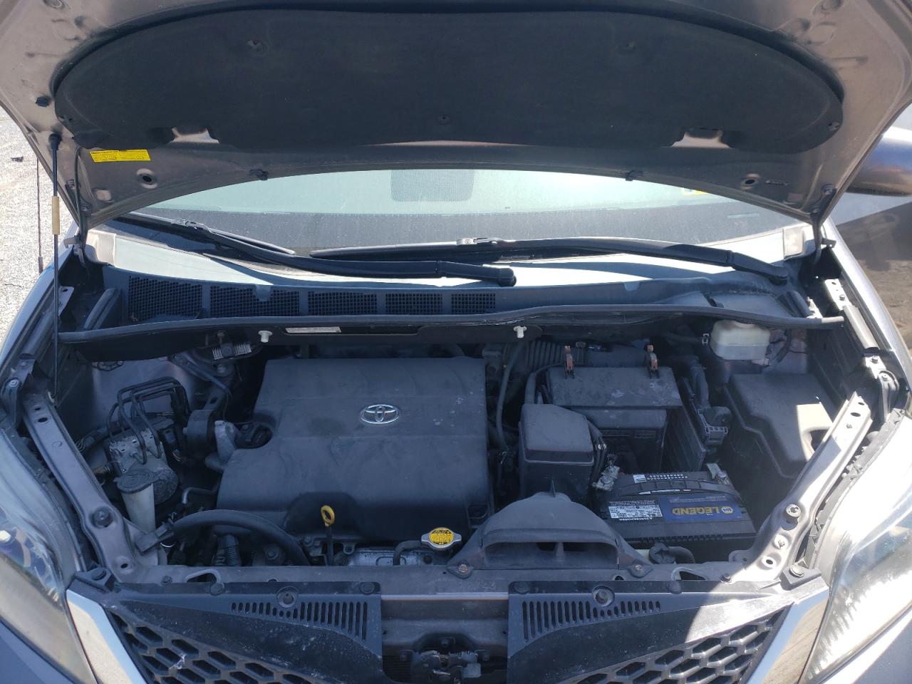 Photo 7 from auction – 2012 TOYOTA SIENNA SPO with VIN 5TDXK3DC2CS176483