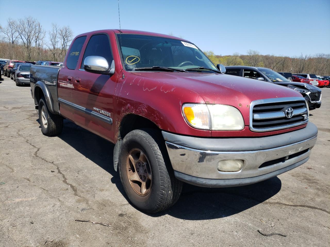 TOYOTA TUNDRA SR5 2000 with VIN 5TBBT4416YS048310 - Photo from auction