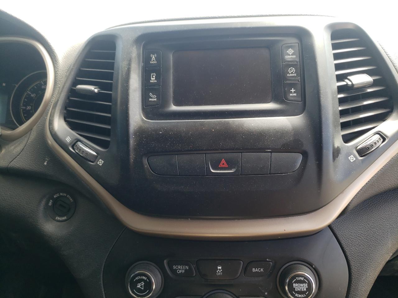 Photo 9 from auction – 2014 JEEP CHEROKEE L with VIN 1C4PJMCBXEW273175