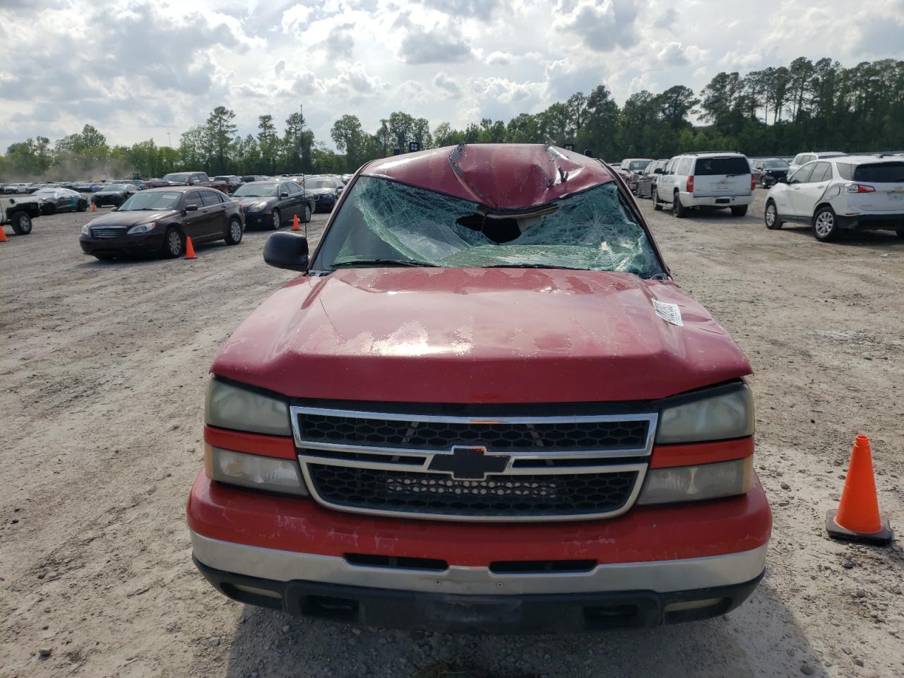 Photo 10 from auction – 2006 CHEVROLET SILVERADO with VIN 2GCEC19V361119739