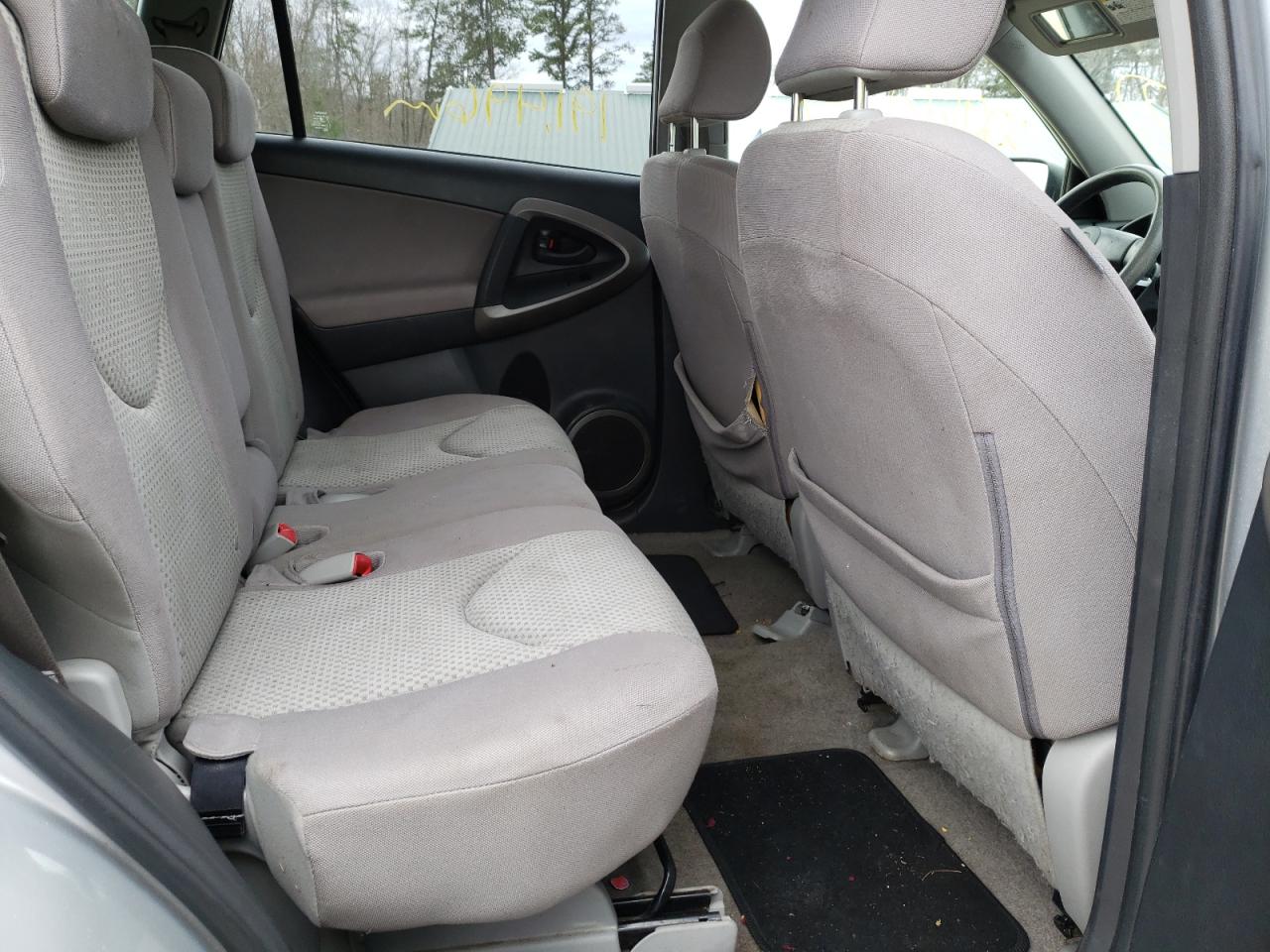 Photo 6 from auction – 2007 TOYOTA RAV4 with VIN JTMZD33V176033925