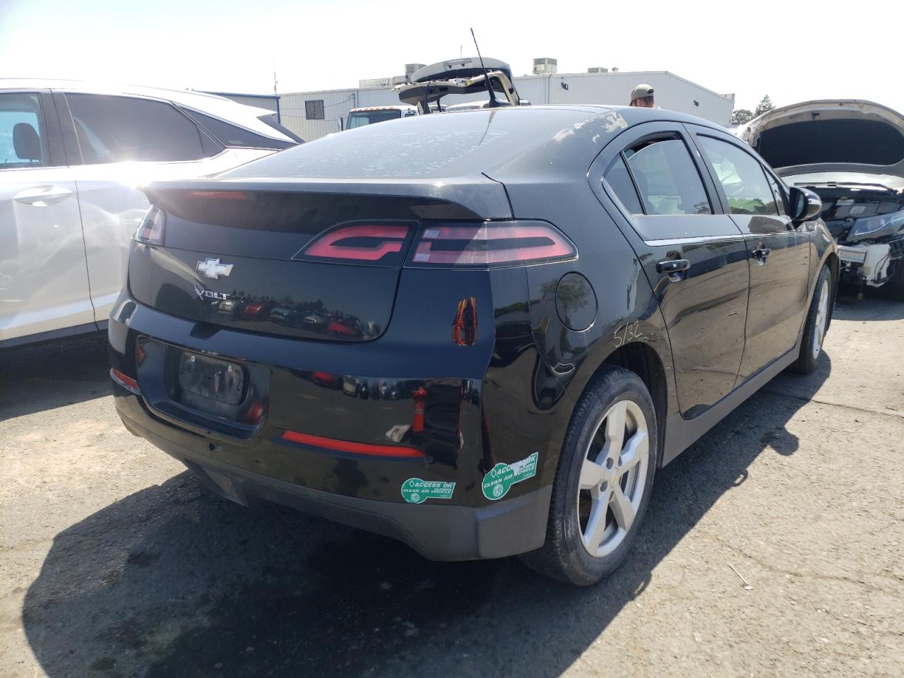 Photo 4 from auction – 2014 CHEVROLET VOLT with VIN 1G1RE6E43EU122867