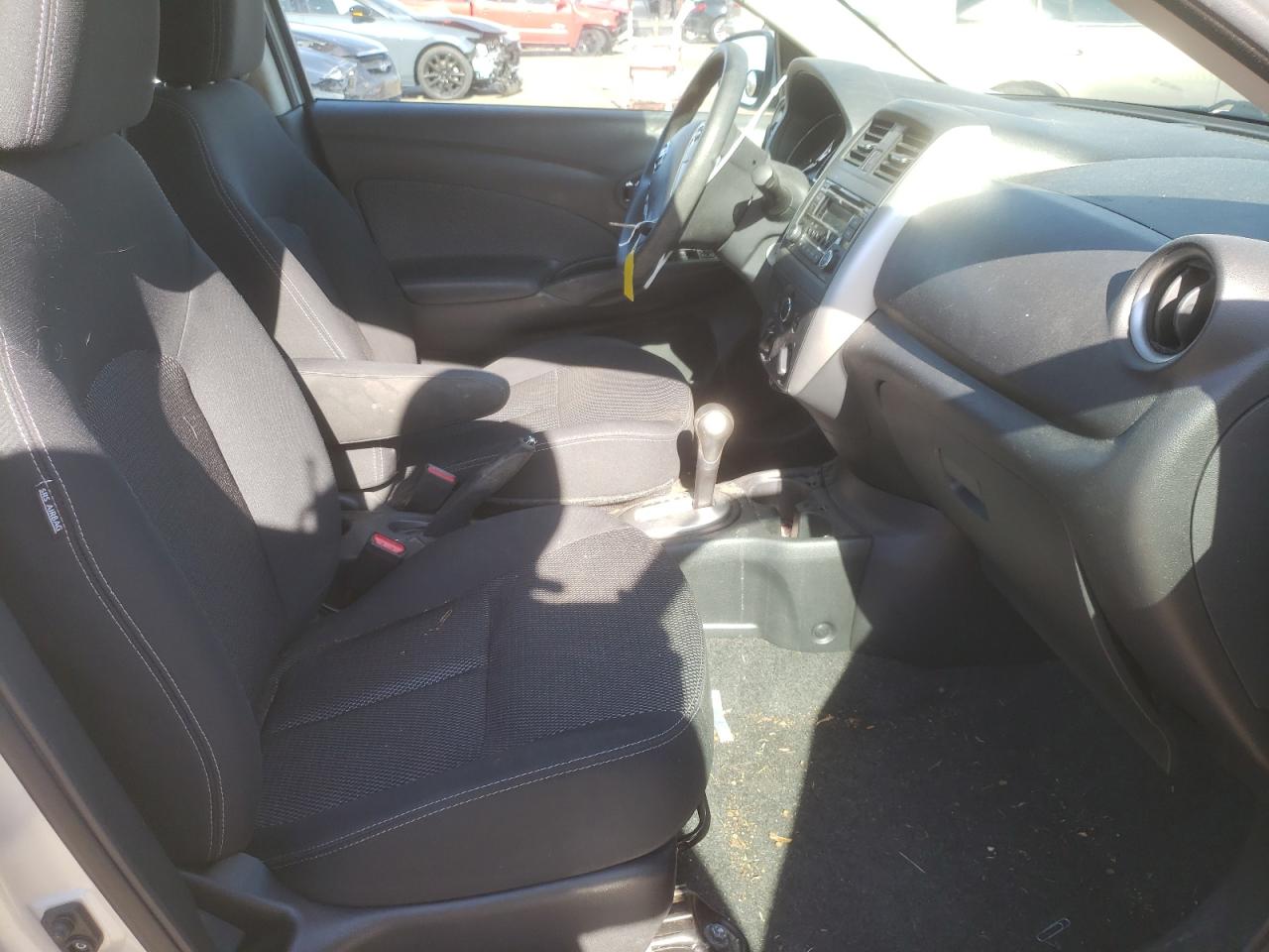 Photo 5 from auction – 2015 NISSAN VERSA S with VIN 3N1CN7AP8FL931122