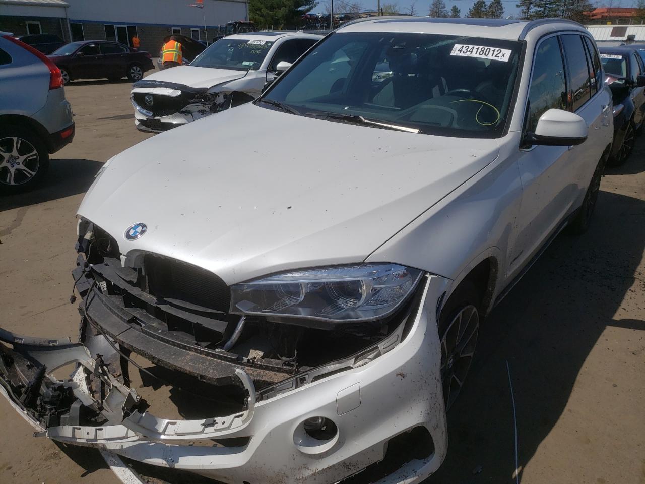 Photo 2 from auction – 2017 BMW X5 XDRIVE3 with VIN 5UXKR0C30H0V79456
