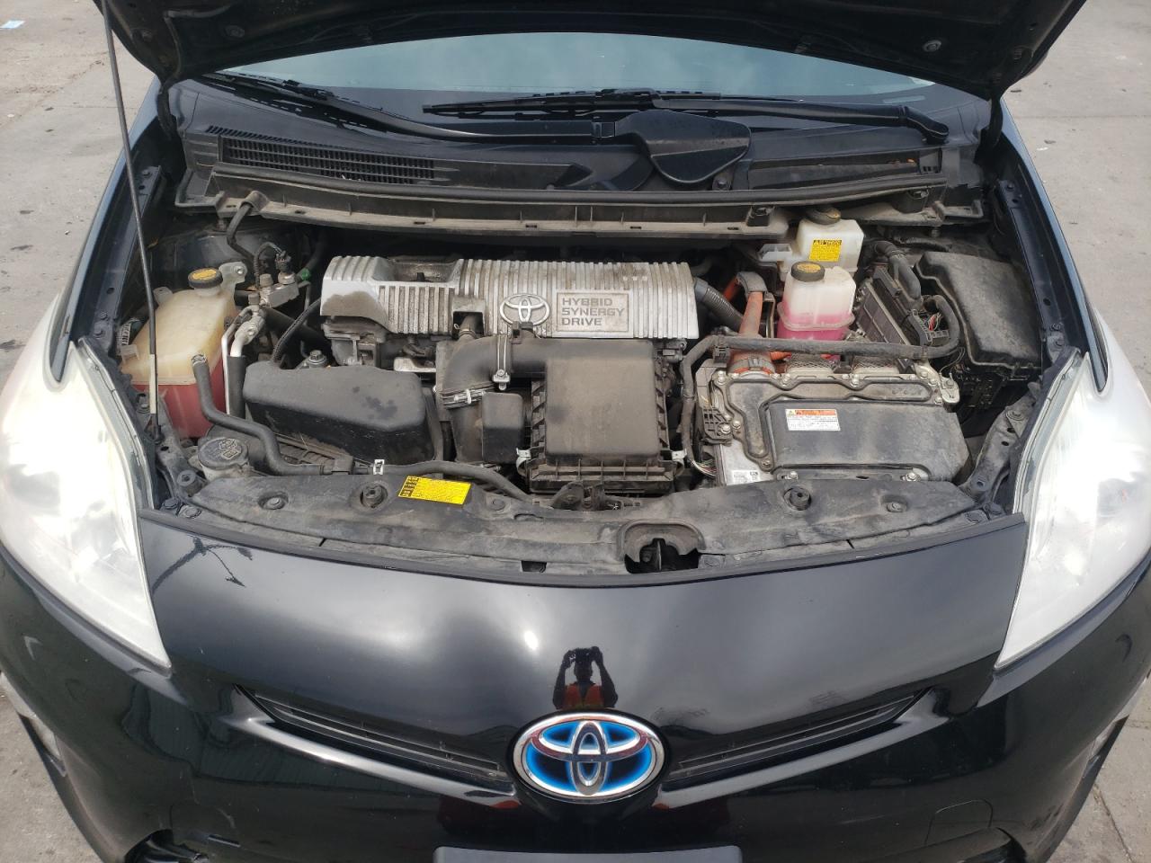 Photo 7 from auction – 2013 TOYOTA PRIUS with VIN JTDKN3DU8D5586089