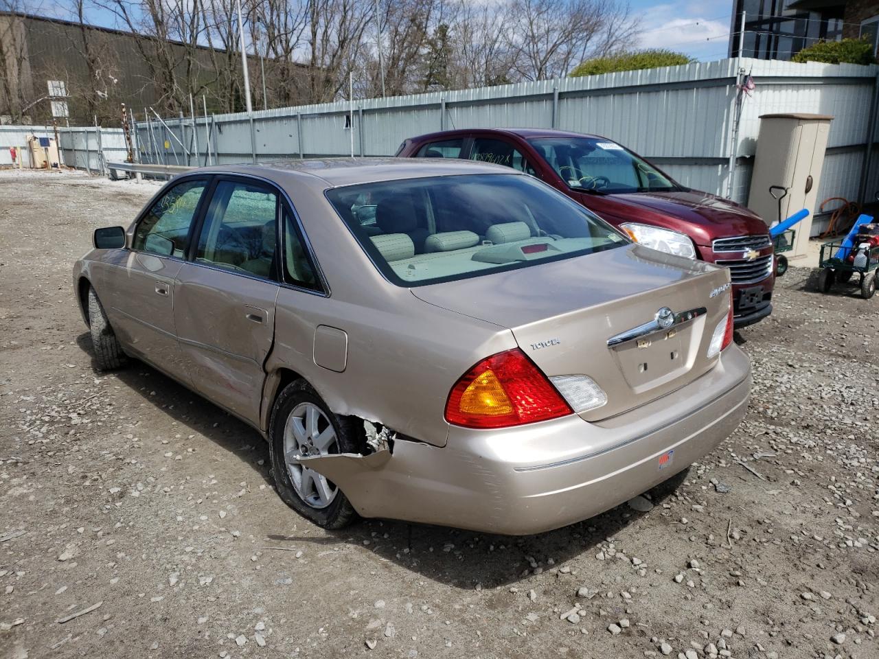 Photo 3 from auction – 2002 TOYOTA AVALON XL with VIN 4T1BF28B02U252623