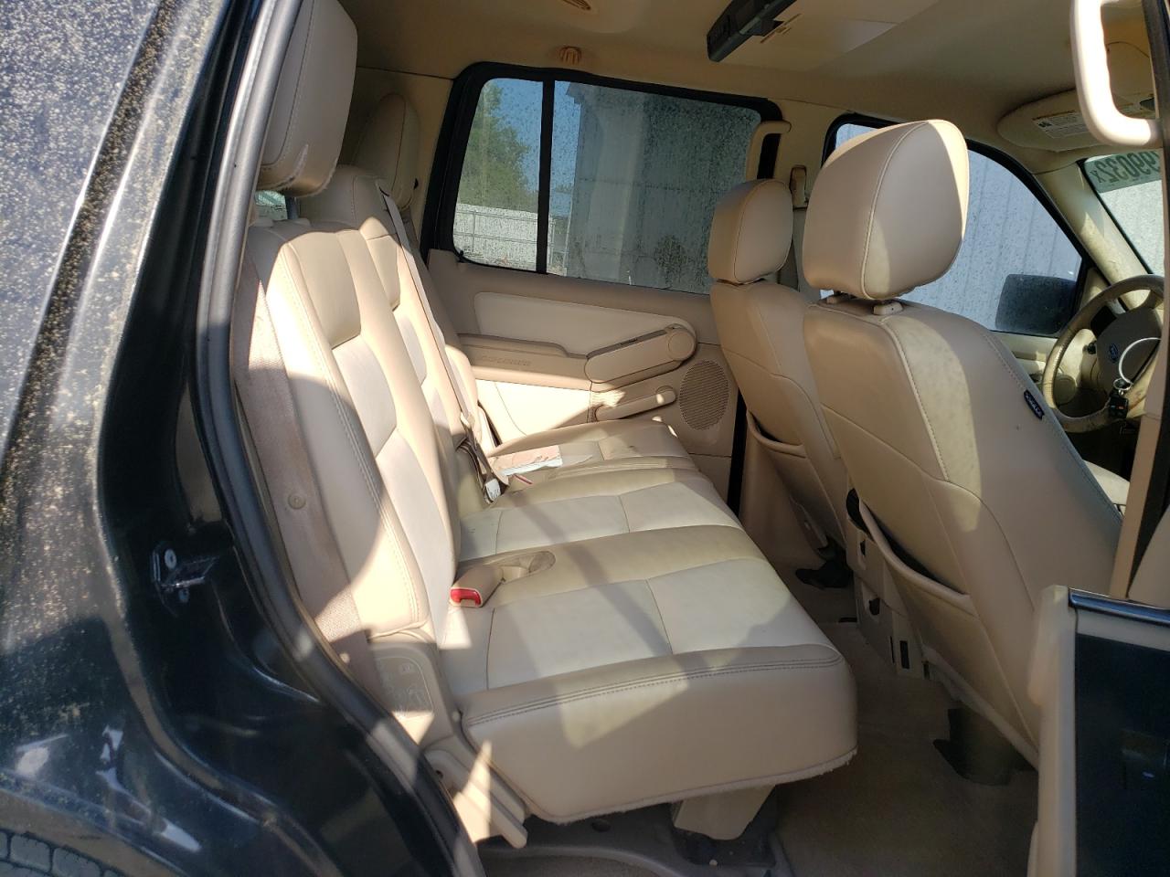 Photo 6 from auction – 2006 FORD EXPLORER X with VIN 1FMEU63E46UA21712