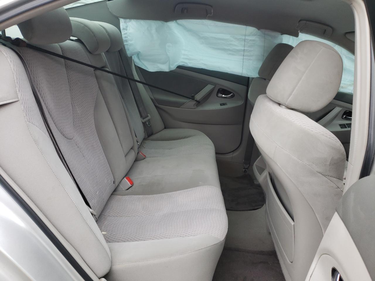 Photo 6 from auction – 2011 TOYOTA CAMRY BASE with VIN 4T1BF3EK2BU640768