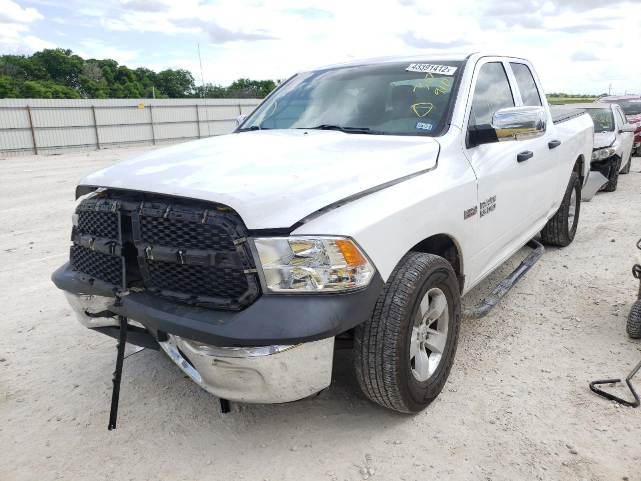 Photo 2 from auction – 2018 RAM 1500 ST with VIN 1C6RR6FT2JS317910