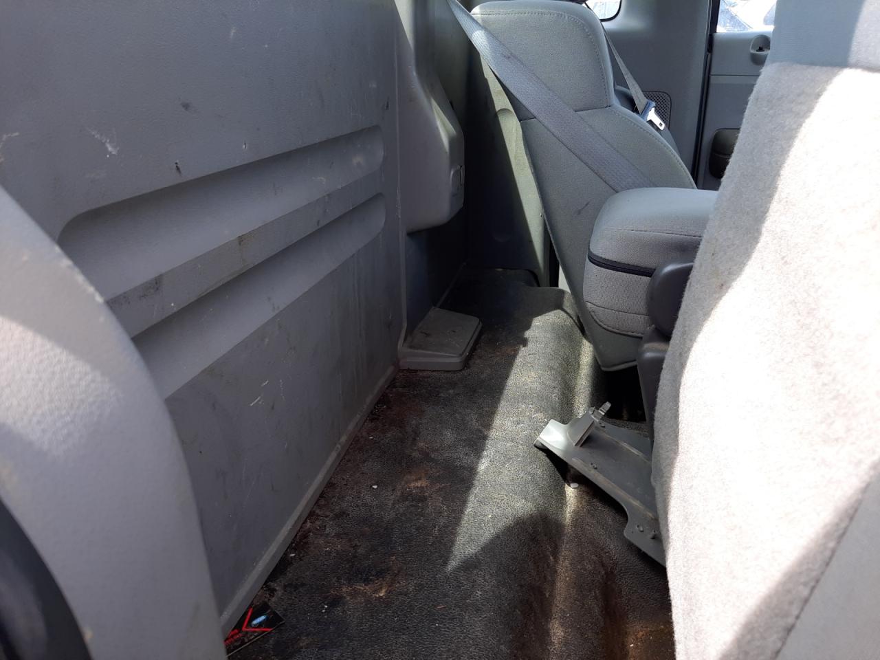 Photo 6 from auction – 2008 FORD F150 with VIN 1FTRF14W08KC55452