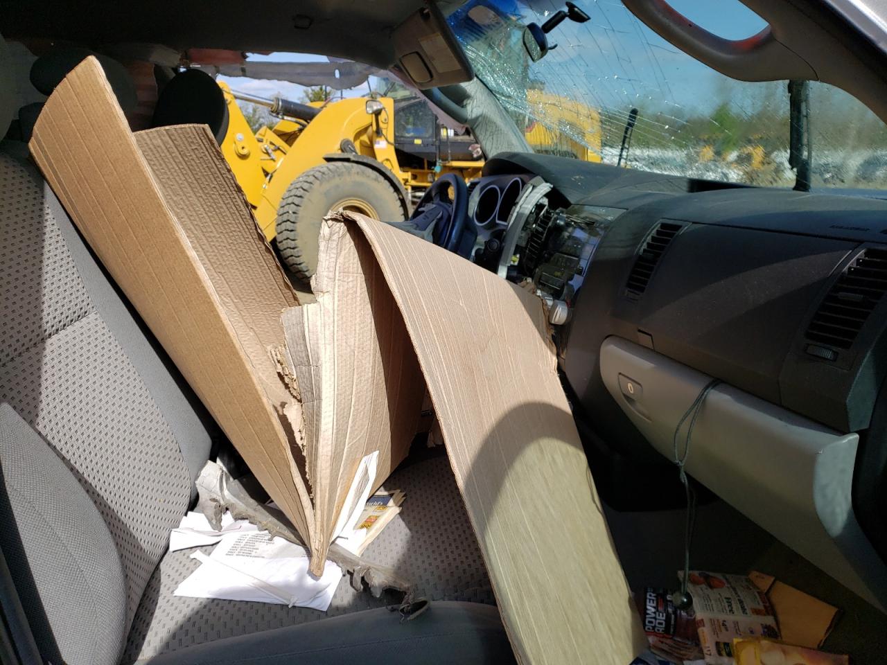 Photo 5 from auction – 2007 TOYOTA TUNDRA DOU with VIN 5TBBV54147S454214