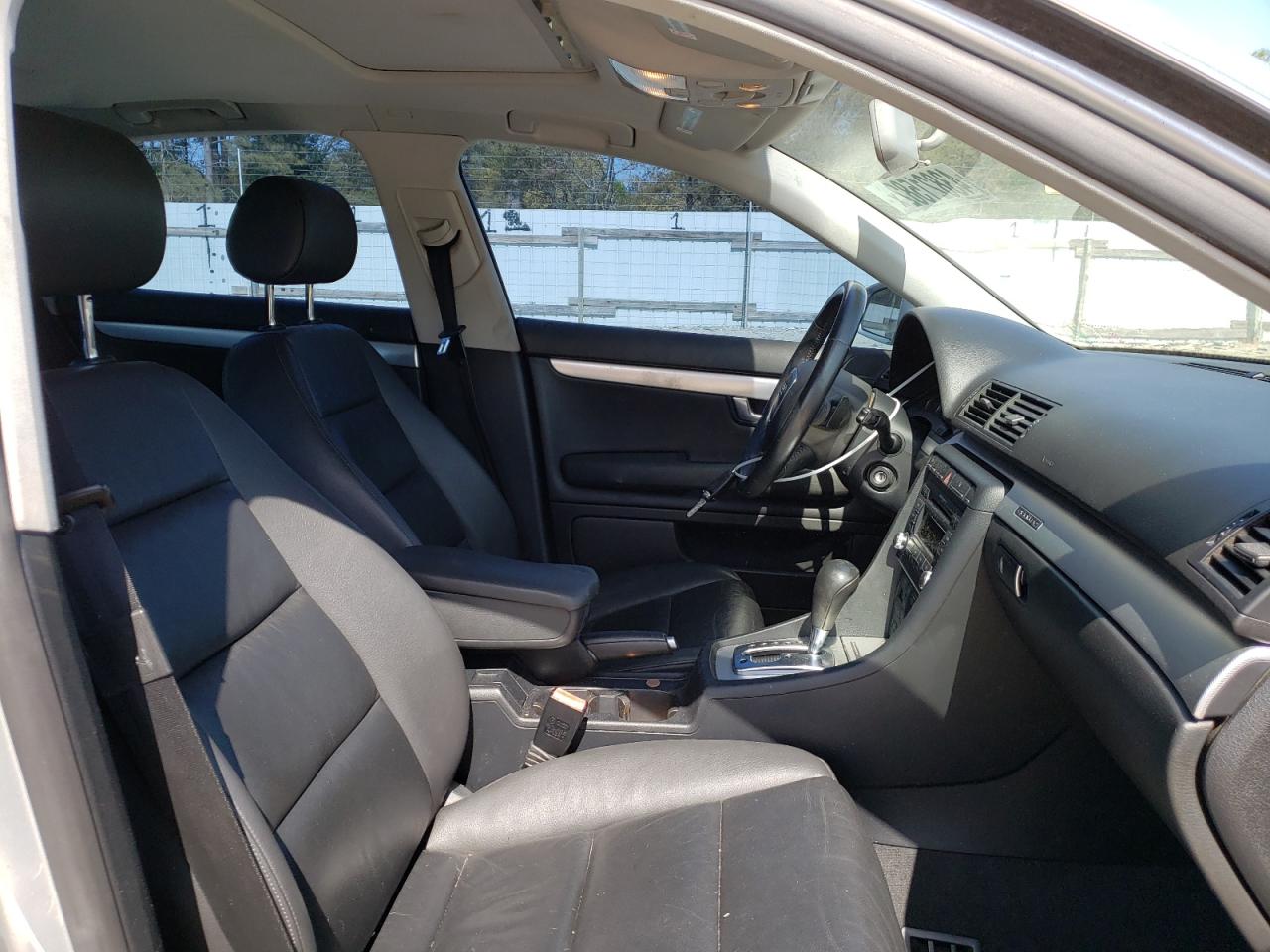 Photo 5 from auction – 2008 AUDI A4 2.0T QU with VIN WAUDF78E78A040118