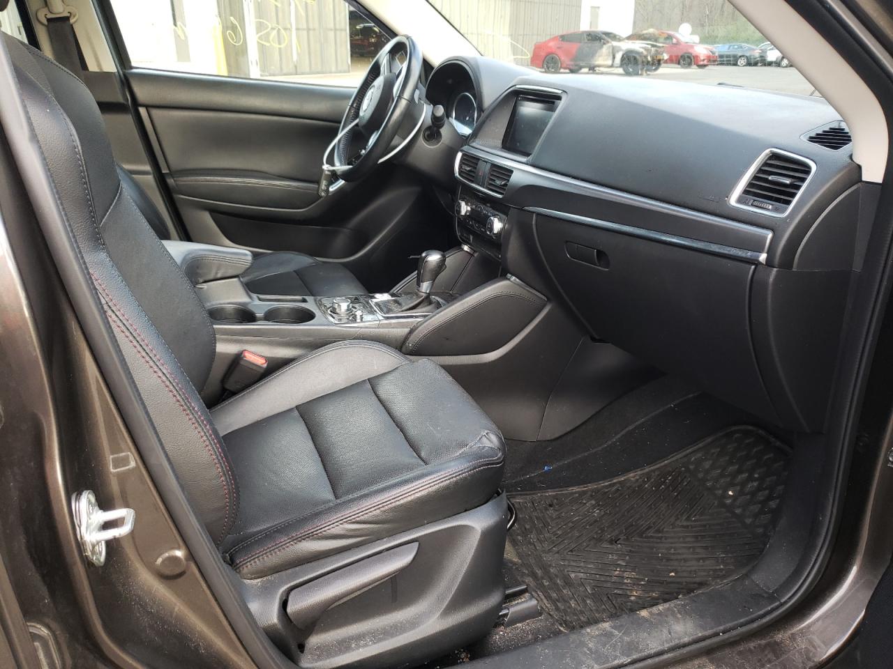 Photo 5 from auction – 2016 MAZDA CX-5 GT with VIN JM3KE4DY5G0629658