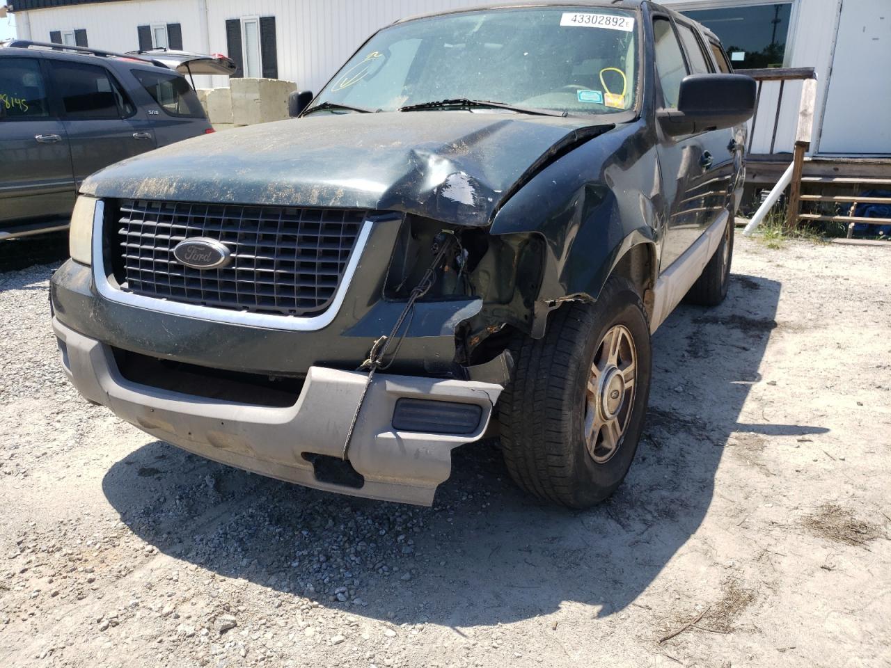 Photo 9 from auction – 2003 FORD EXPEDITION with VIN 1FMRU15W23LC16414
