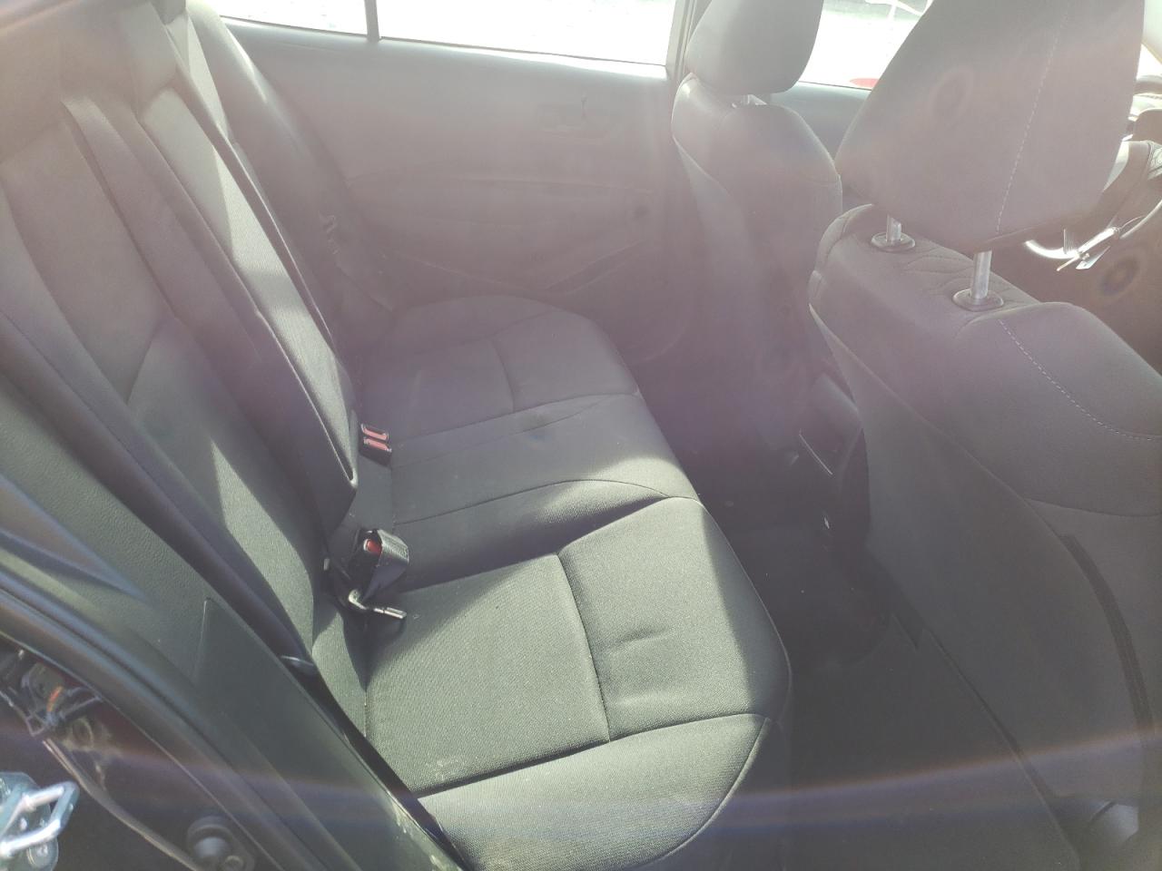 Photo 6 from auction – 2022 TOYOTA COROLLA LE with VIN 5YFEPMAE9NP287449