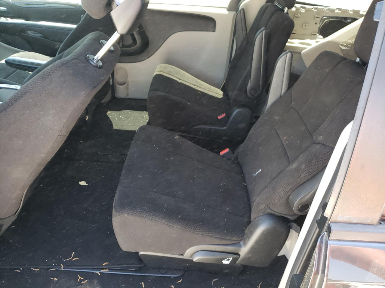 Photo 15 from auction – 2012 DODGE GRAND CARA with VIN 2C4RDGCG9CR322093