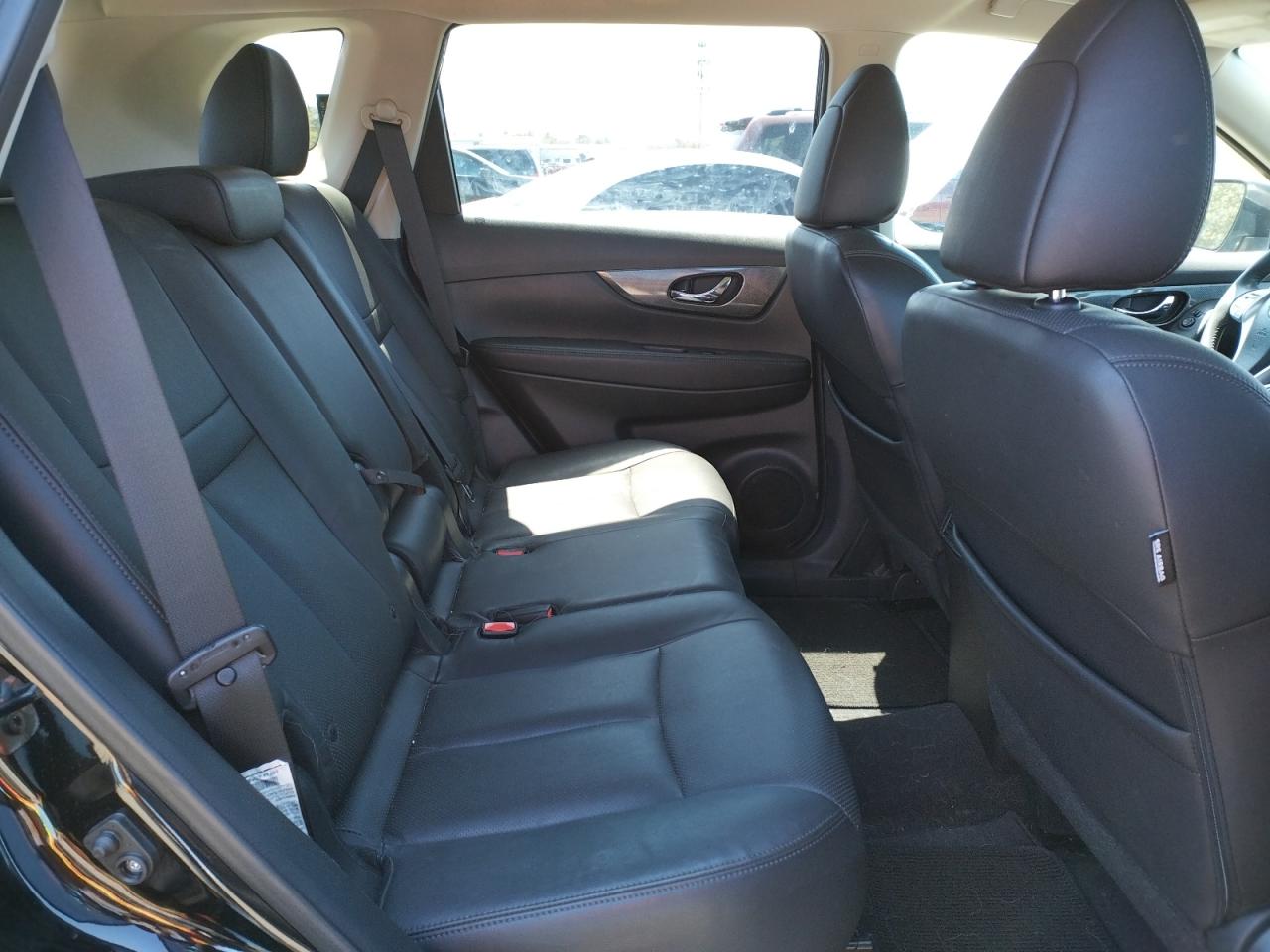 Photo 6 from auction – 2015 NISSAN ROGUE S with VIN 5N1AT2MV3FC804566