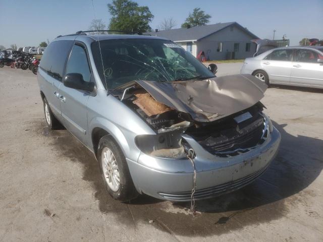 CHRYSLER TOWN&COUNT 2004 with VIN 2C8GP54L34R540237 - Photo from auction