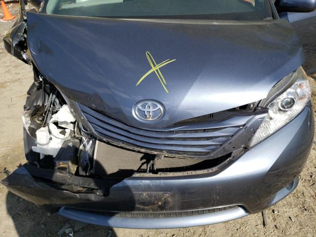 Photo 7 from auction – 2017 TOYOTA SIENNA LE with VIN 5TDKZ3DC1HS862656