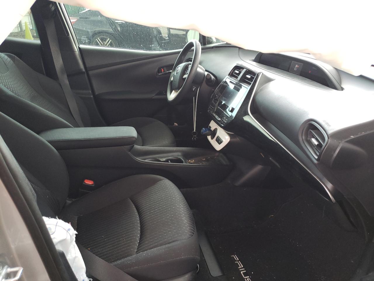 Photo 5 from auction – 2017 TOYOTA PRIUS with VIN JTDKBRFU7H3048767