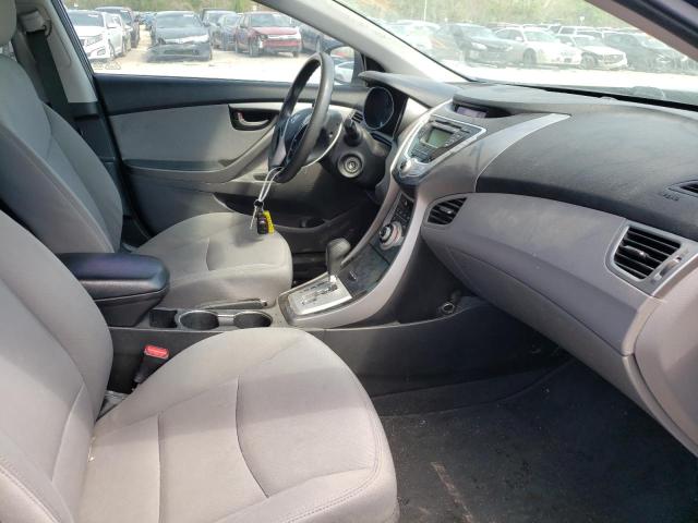 Photo 5 from auction – 2012 HYUNDAI ELANTRA GL with VIN 5NPDH4AE9CH120141