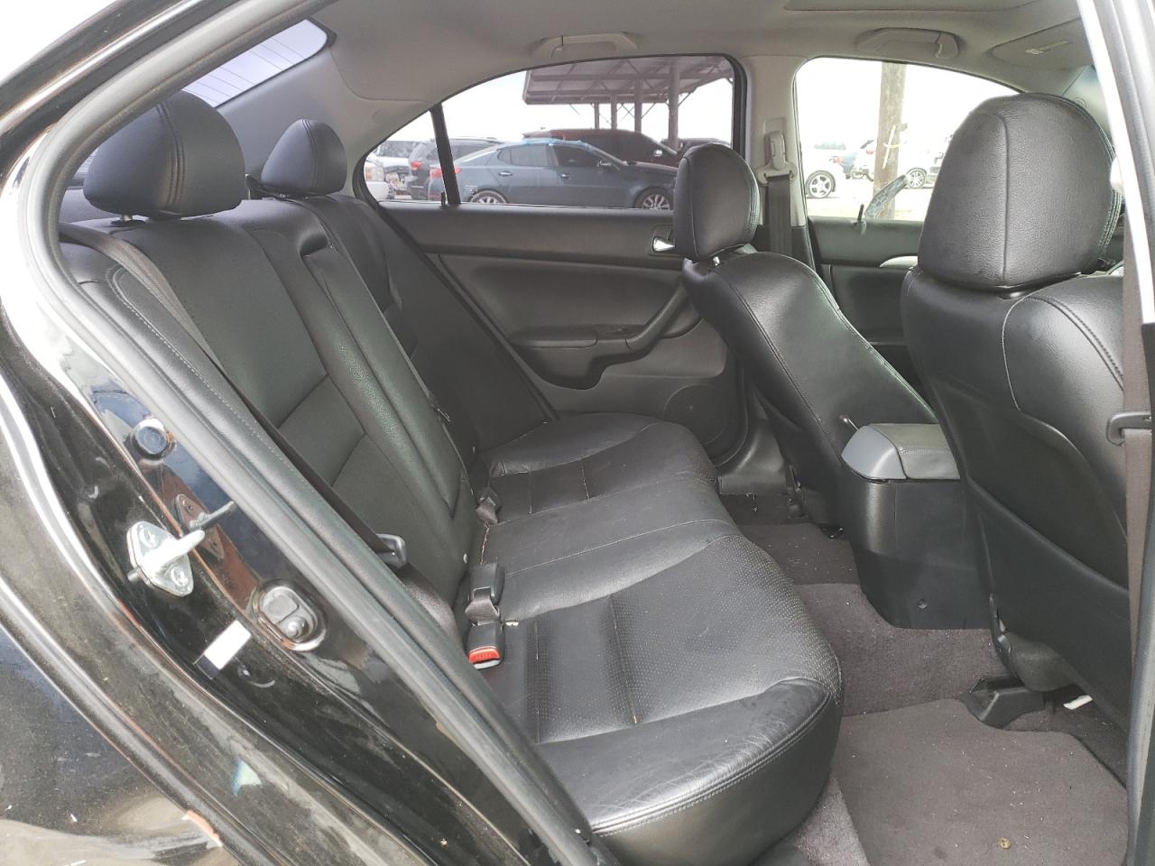 Photo 6 from auction – 2005 ACURA TSX with VIN JH4CL96875C025004