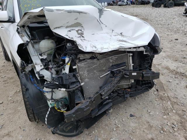 Photo 9 from auction – 2017 HYUNDAI TUCSON LIM with VIN KM8J3CA48HU551517