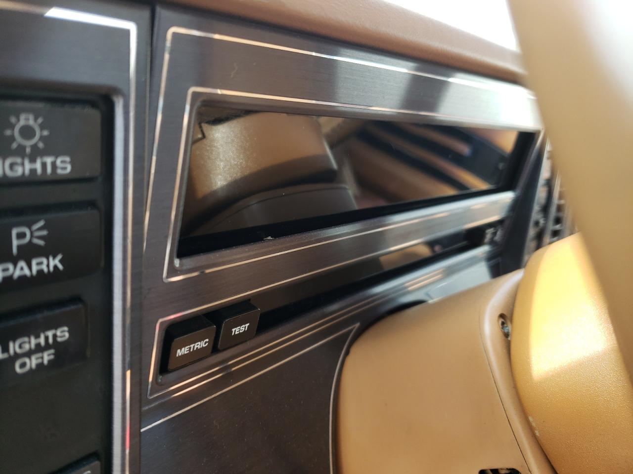 Photo 8 from auction – 1989 BUICK REATTA with VIN 1G4EC11C3KB906271