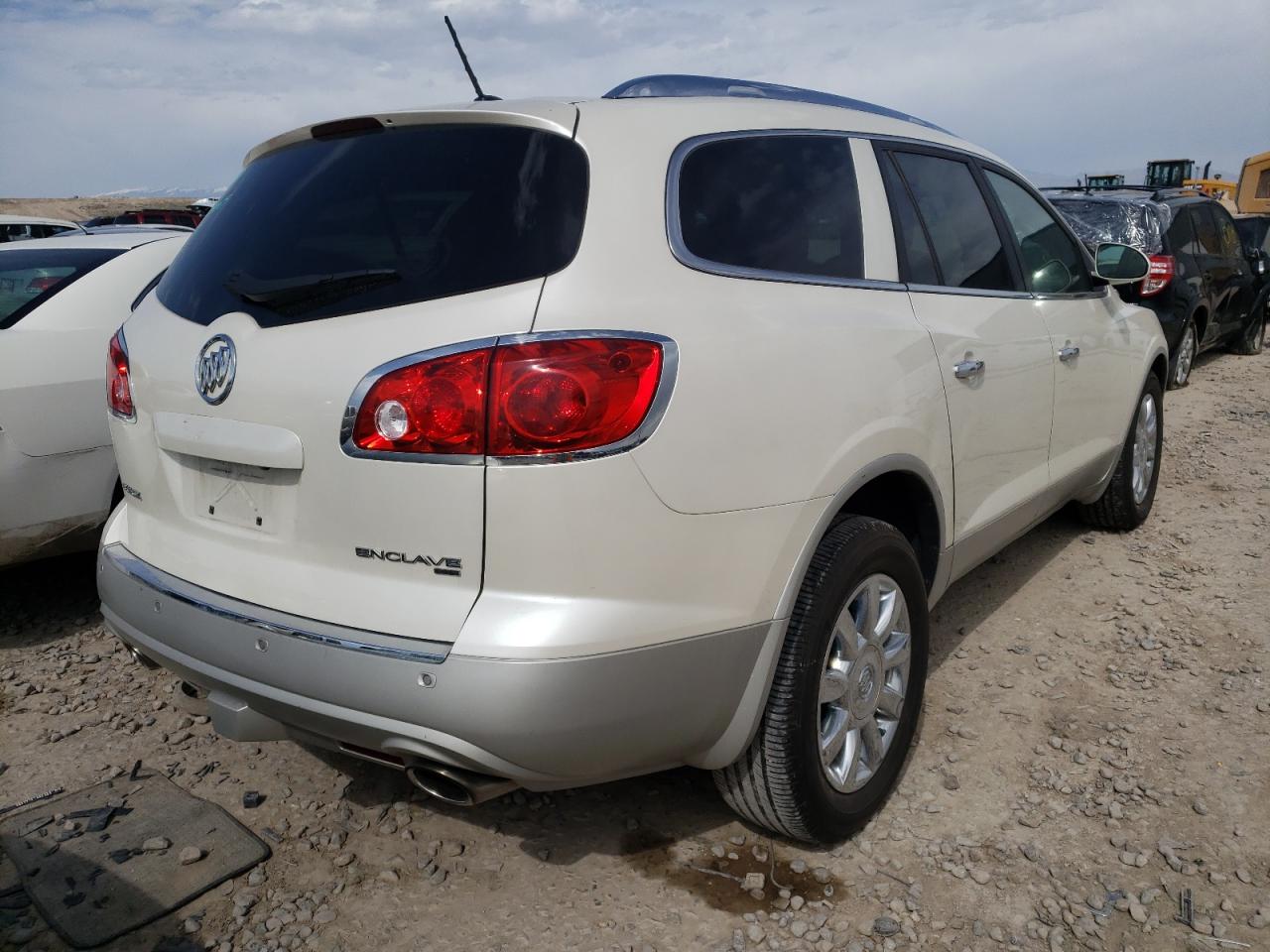 Photo 4 from auction – 2012 BUICK ENCLAVE with VIN 5GAKVCED2CJ313218
