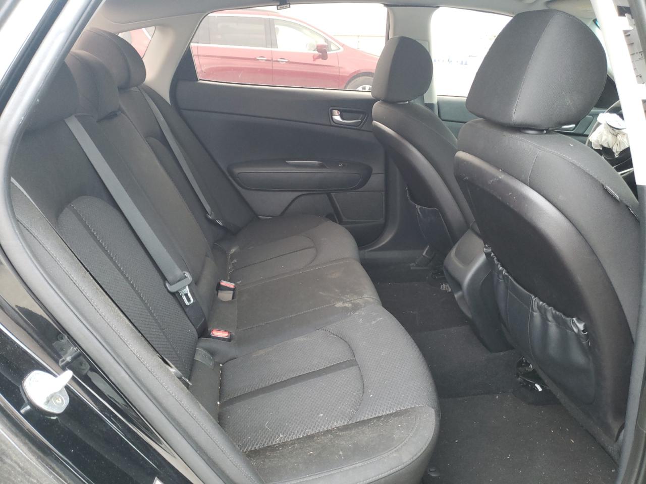 Photo 17 from auction – 2016 KIA OPTIMA LX with VIN 5XXGT4L3XGG021109