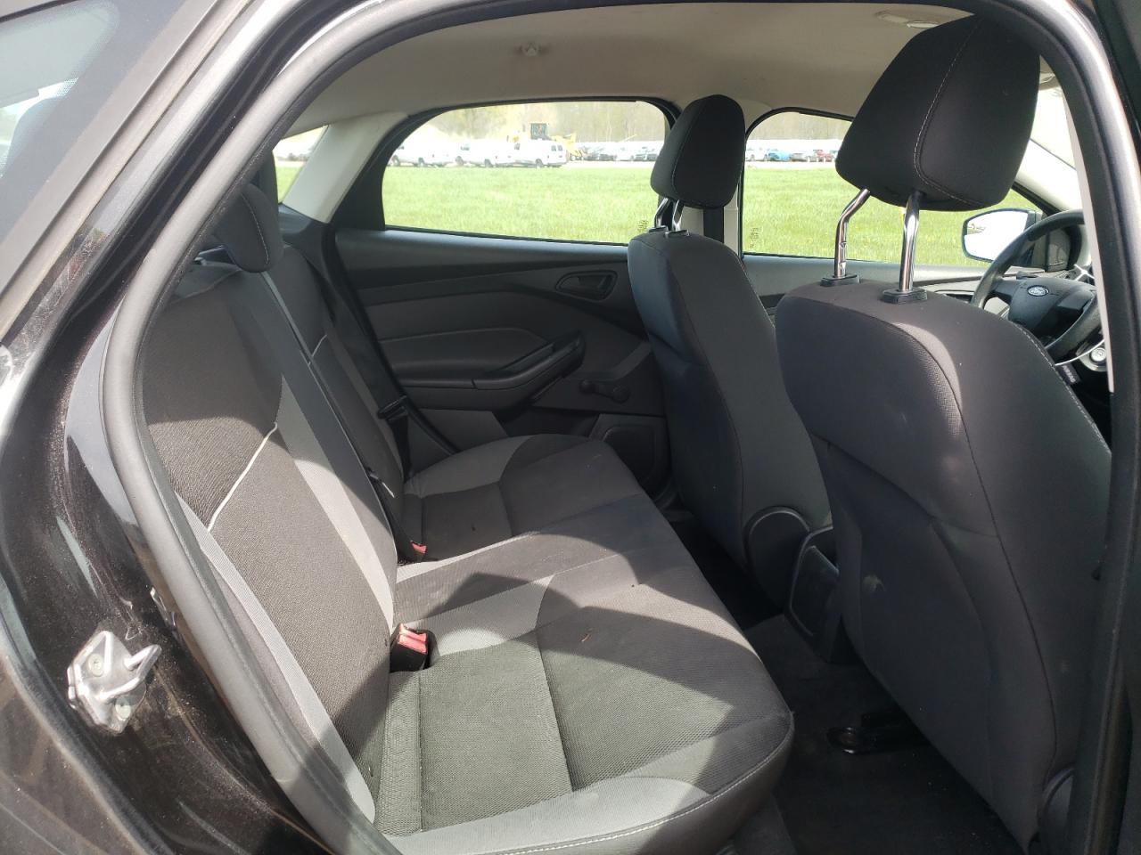 Photo 6 from auction – 2013 FORD FOCUS S with VIN 1FADP3E22DL333092