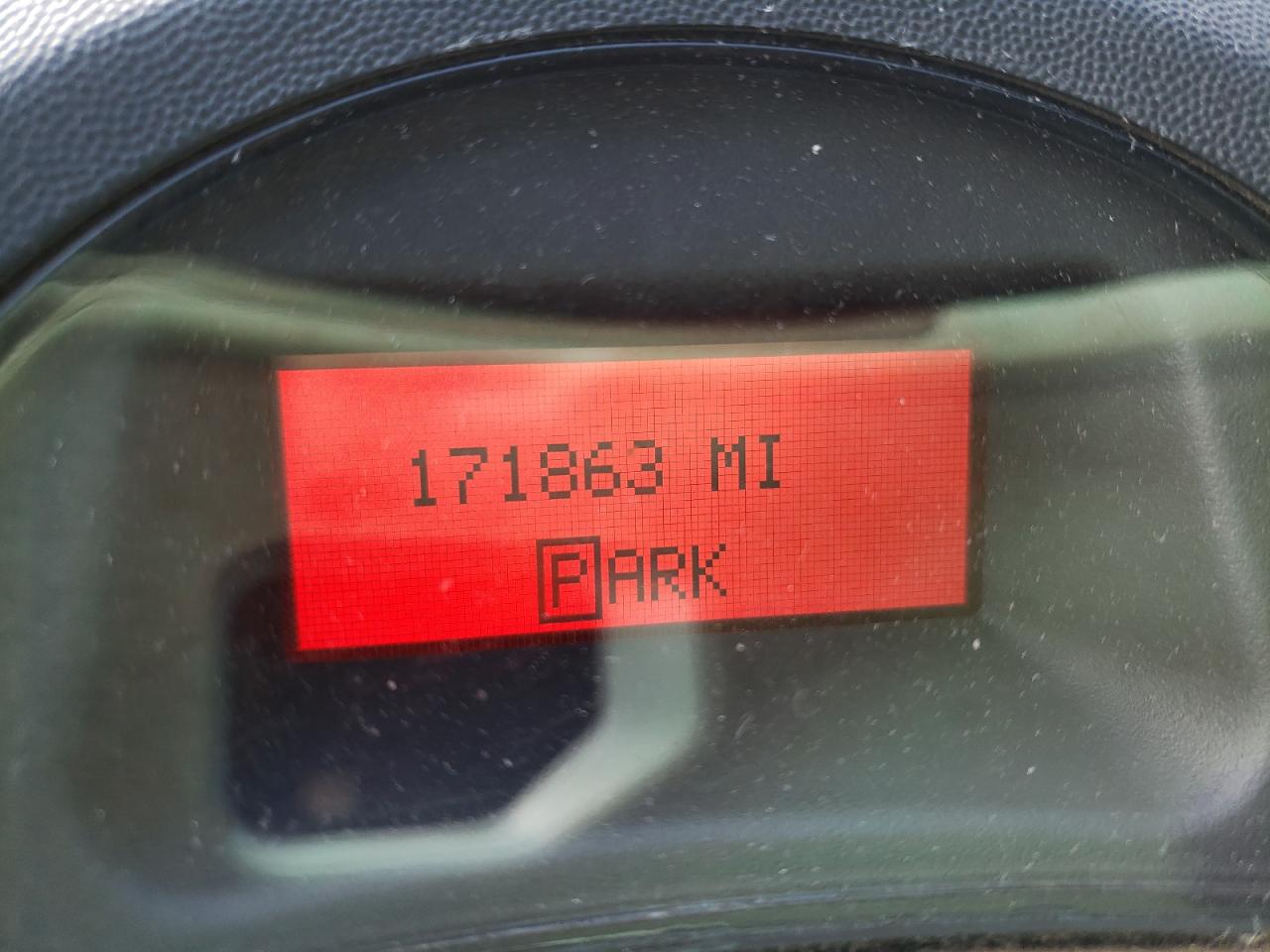 Photo 8 from auction – 2005 PONTIAC GRAND PRIX with VIN 2G2WP522851245761