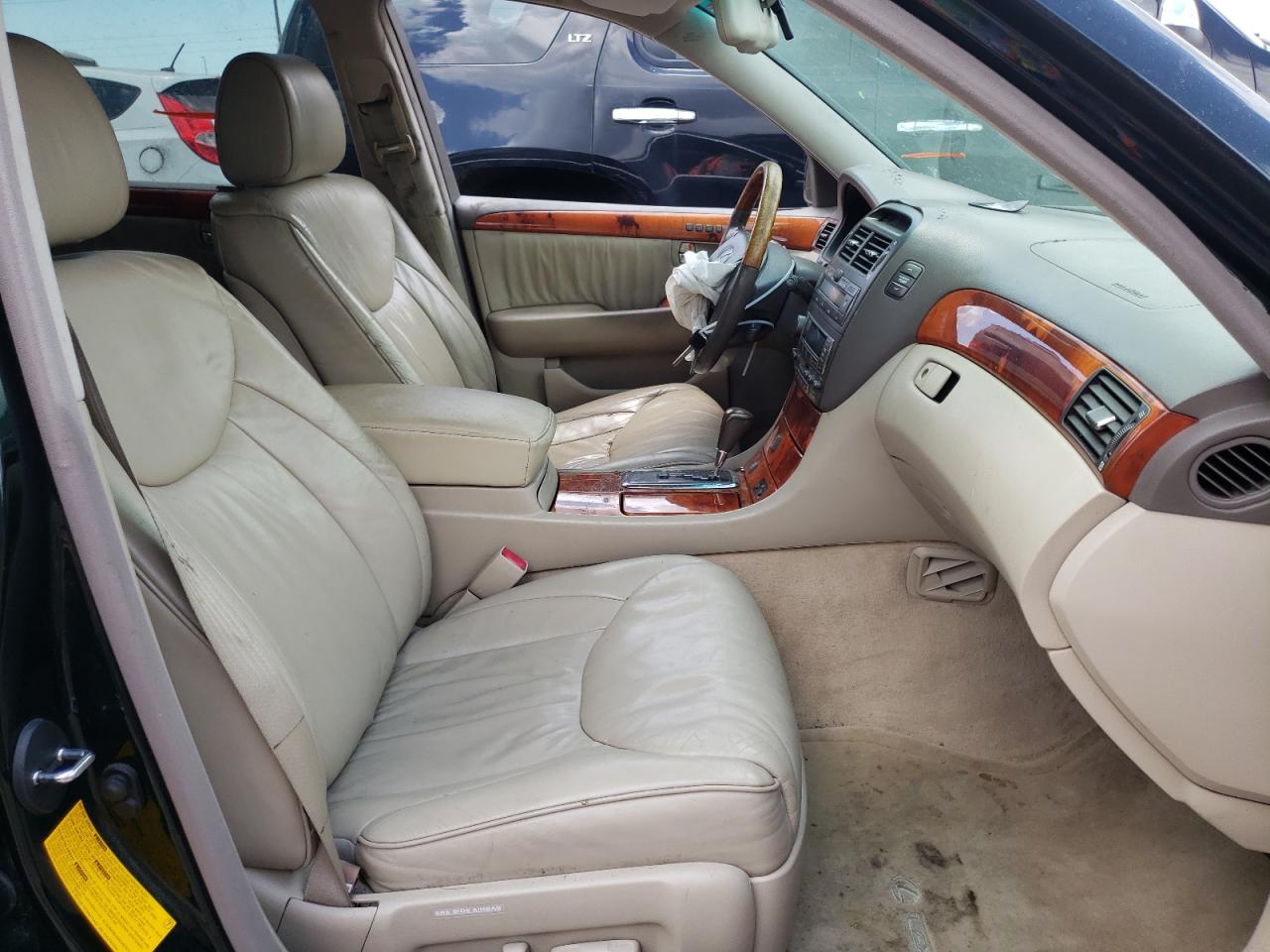 Photo 5 from auction – 2001 LEXUS LS 430 with VIN JTHBN30F610024612