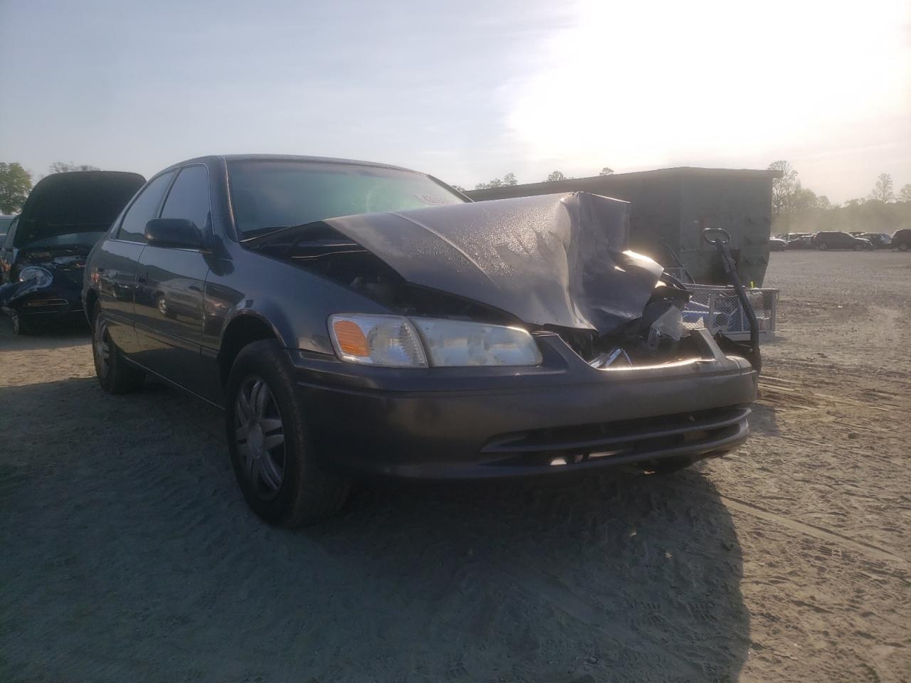 Photo 1 from auction – 2000 TOYOTA CAMRY CE with VIN 4T1BG22K2YU730197