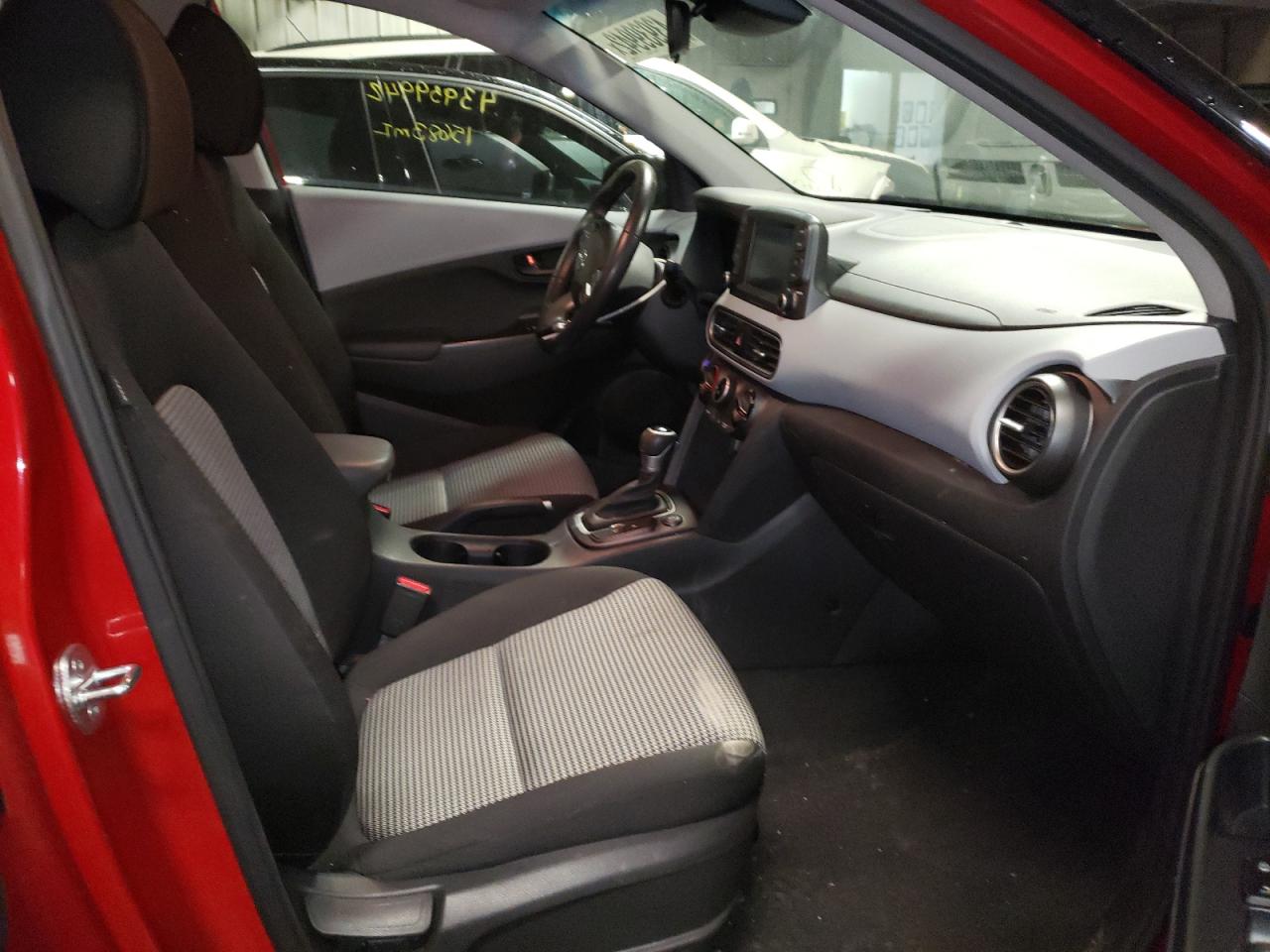 Photo 5 from auction – 2020 HYUNDAI KONA SEL with VIN KM8K2CAA5LU407963