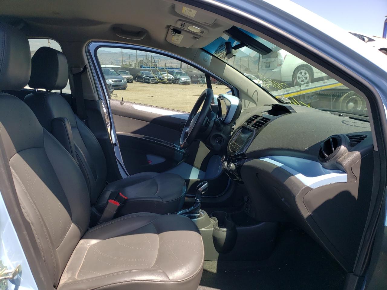 Photo 5 from auction – 2014 CHEVROLET SPARK EV 2 with VIN KL8CL6S00EC400255