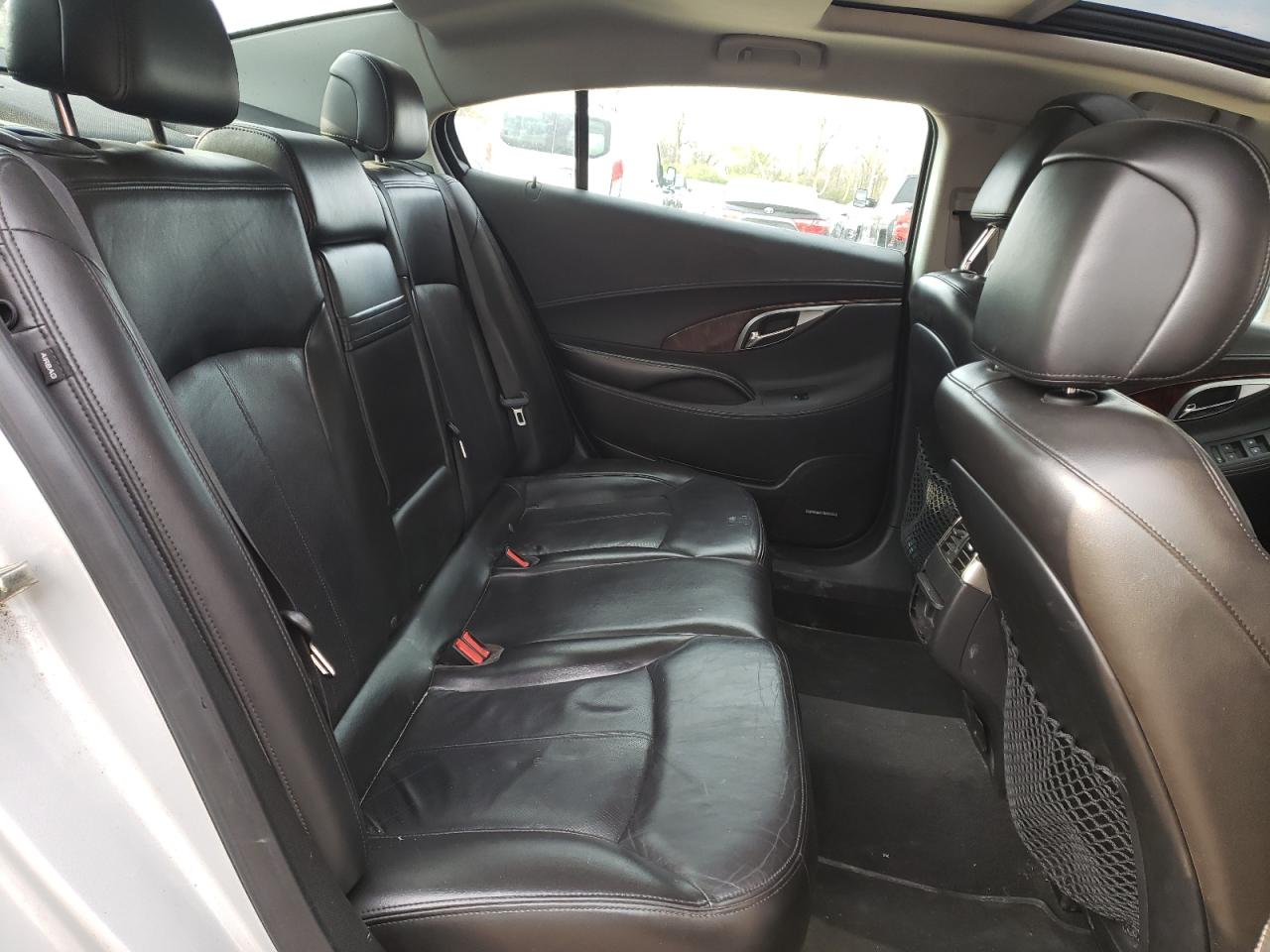 Photo 6 from auction – 2010 BUICK LACROSSE C with VIN 1G4GE5GV8AF224979