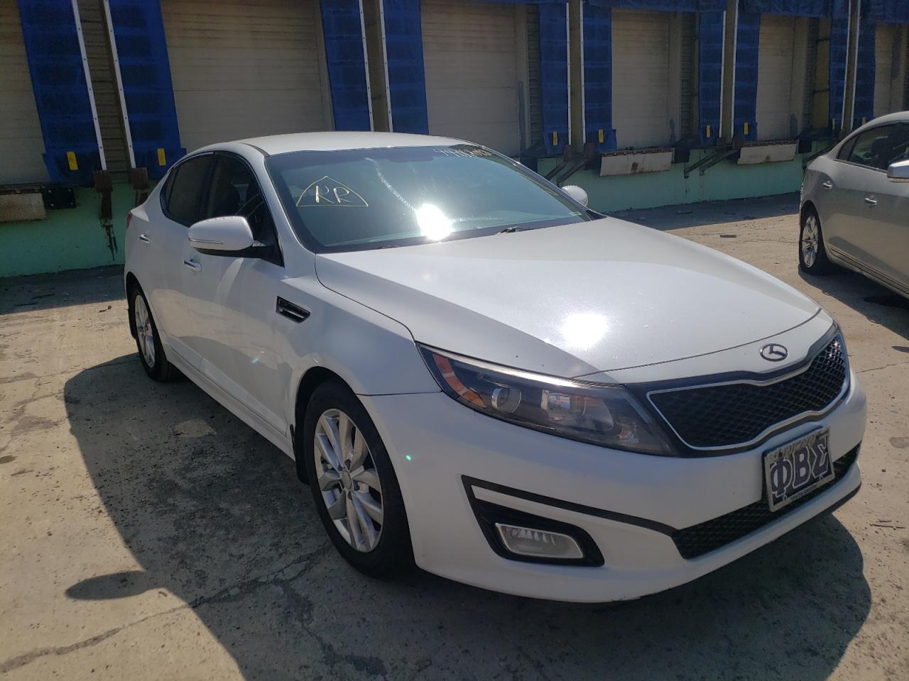 KIA OPTIMA EX 2015 with VIN 5XXGN4A74FG373729 - Photo from auction